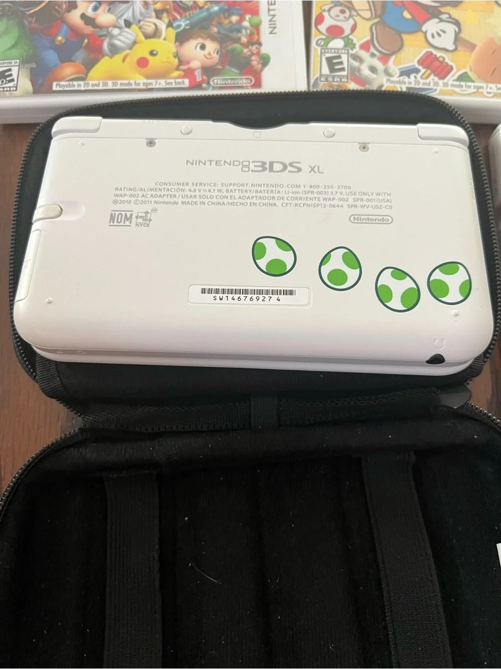 Nintendo 3DS XL Yoshi Limited Edition Console Bundle + 4 Games and case